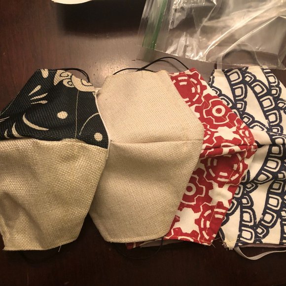 Lot of 4 assorted handmade masks - Picture 1 of 5